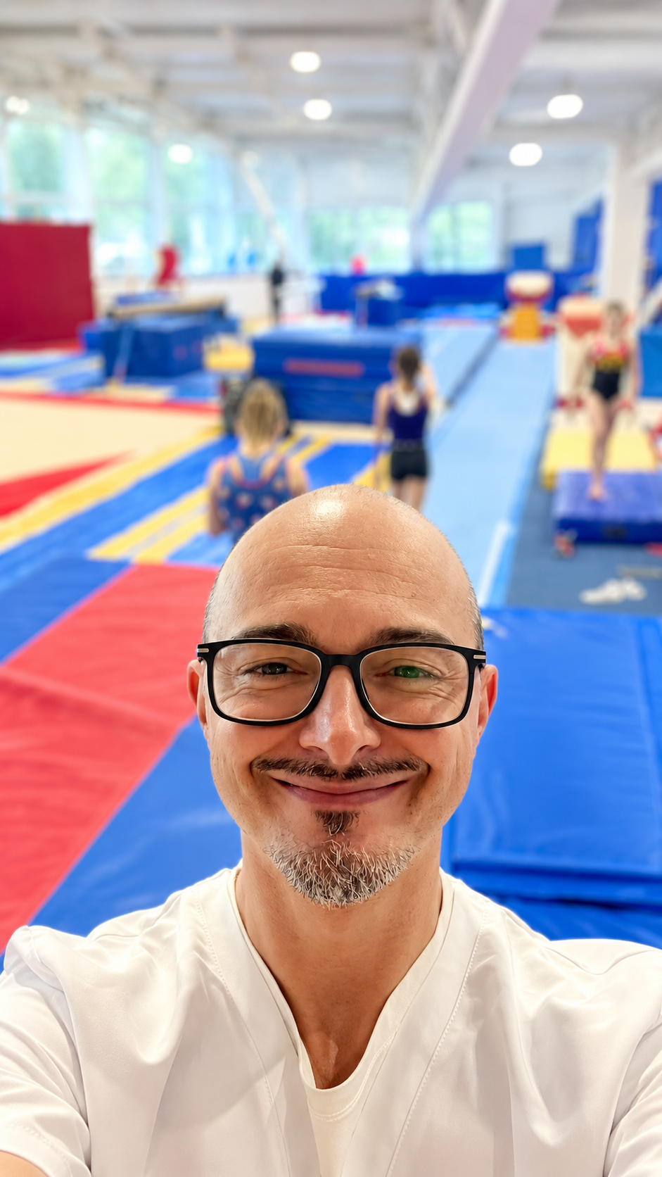Ritratto di Adriano Di Bartolo in palestra